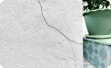 Étapes techniques de traitement et rebouchage de fissures de façade par Elka